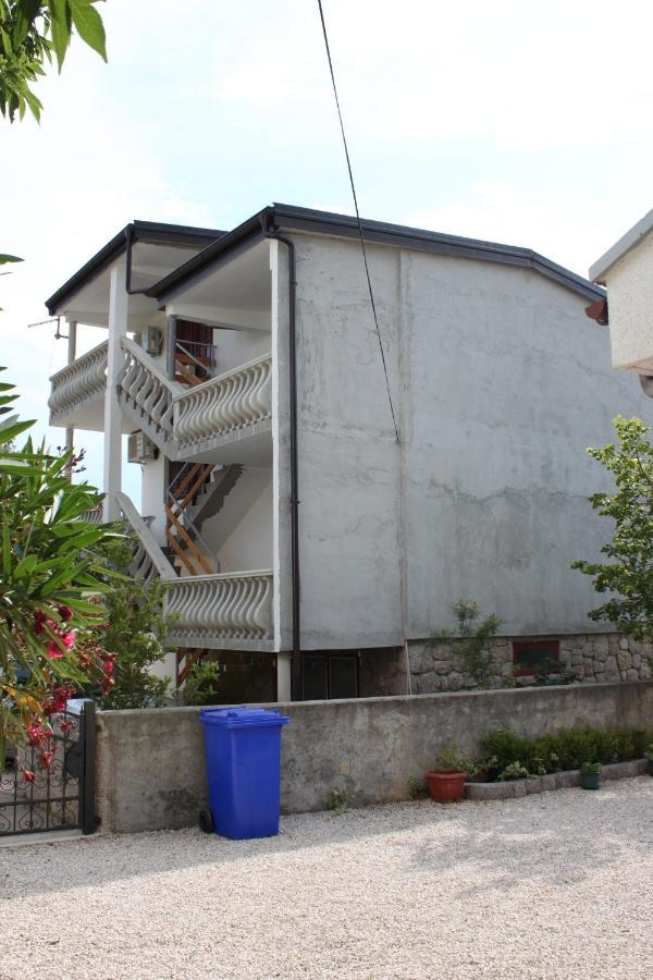 Apartments With A Parking Space Starigrad, Paklenica - 6618 Kültér fotó